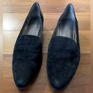 Tahari Suede Black Luna Flats with black leather back. EUC. Size 8-1/2, 1” heel